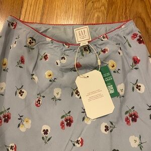 Gap x Dôen Skirt